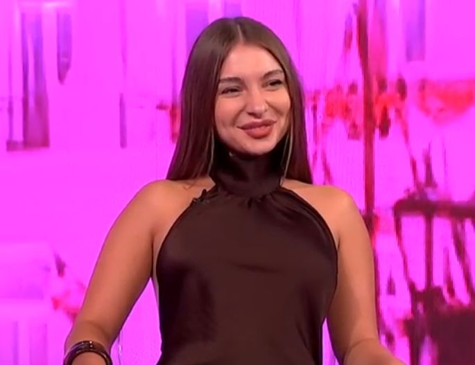 sara stojanovic 01